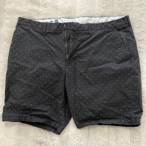 Mens old navy shorts.
